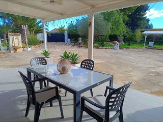 Chalet en venta en Urbanizaciones en Llíria
