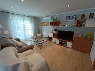 Chalet en venta en Urbanizaciones en Llíria