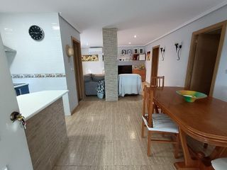Chalet en venta en Urbanizaciones en Llíria