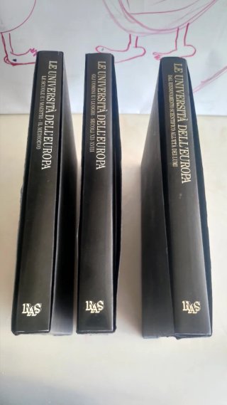 3 Grandi volumi LE UNIVERSITÀ D'EUROPA