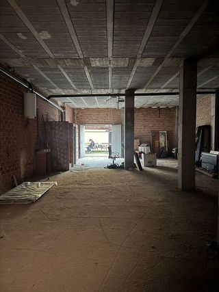 Local comercial en venta en Lardero