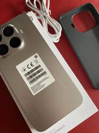 Xiaomi Teléfono Plata + Funda y Cable