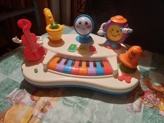 Piano infantil musical con accesorios