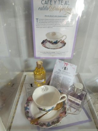 Taza de té Bridgerton de porcelana