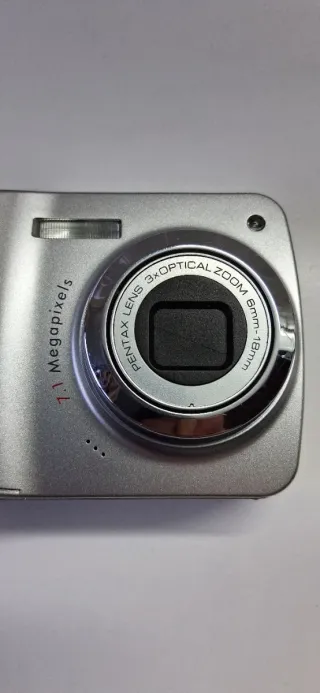 Pentax Optio E30, 7.1Mp Zoom 4x 6-18mm sd 2gb