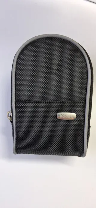 Pentax Optio E30, 7.1Mp Zoom 4x 6-18mm sd 2gb