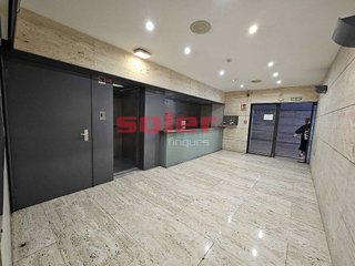 Oficina en venta en Centre - Estació en Sant Cugat del Vallès