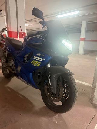 Yamaha YZF 600R