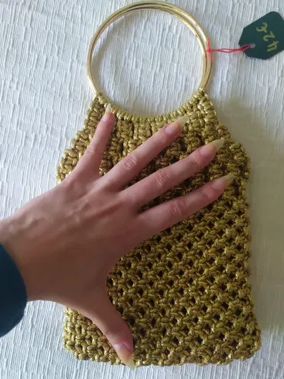 Bolso macramé dorado hecho a mano