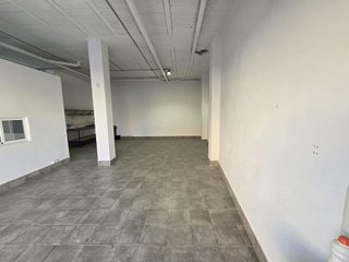 Local comercial en venta en Huércal de Almería