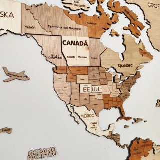 Mappamondo in legno fatto a mano