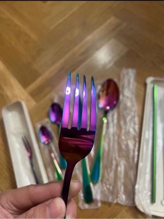 Juego de cubiertos arcoíris 9 piezas