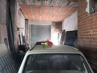 Local comercial en venta en Villayuventus-Renfe en Parla