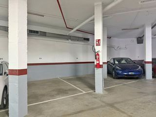 Garaje en venta en Can Clota en Esplugues de Llobregat