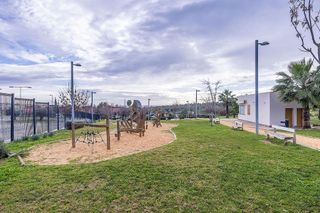 Local comercial en alquiler en Santa Eufemia en Tomares