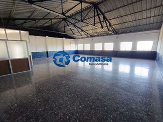 Local comercial en venta en Martos