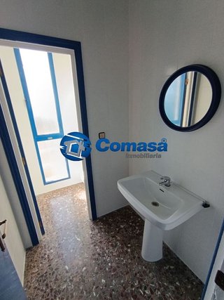 Local comercial en venta en Martos