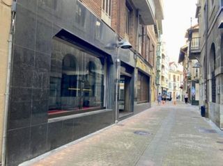 Local comercial en venta en Deba