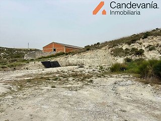 Terreno en venta en Zuera