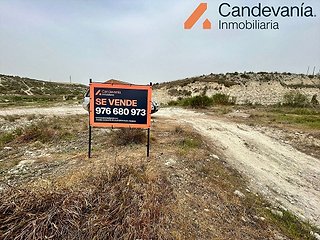 Terreno en venta en Zuera