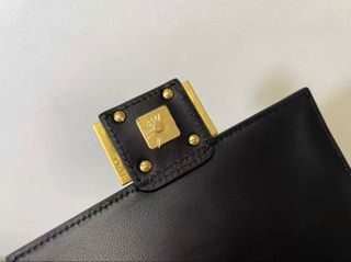 Bolso Fendi Baguette Negro Dorado