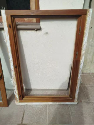 Ventana madera doble cristal CEMAR