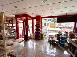 Local comercial en venta en Navas del Marqués (Las)
