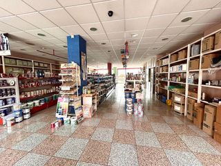 Local comercial en venta en Navas del Marqués (Las)