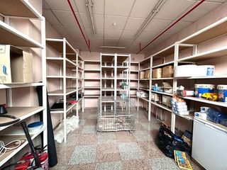 Local comercial en venta en Navas del Marqués (Las)