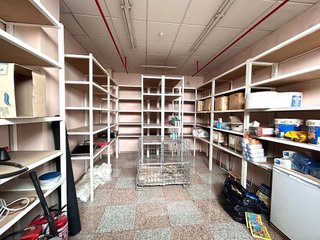 Local comercial en venta en Navas del Marqués (Las)