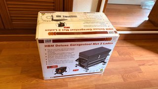Caja de herramientas HBM con asiento