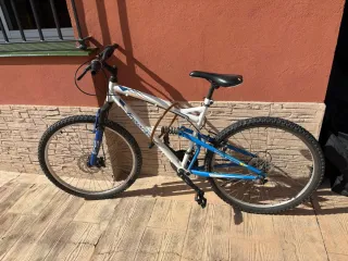 Bicicleta FS Azul y Blanca