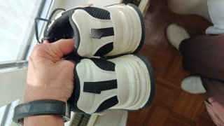 Tenis Mujer Beige y Blanco
