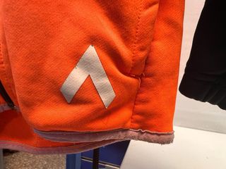Sudadera Adidas Naranja y Negra Talla 9-10 años