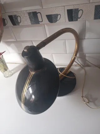 Lámpara farmacia vintage dorada y negra