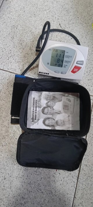 Tensiómetro de Brazo Automático Walson