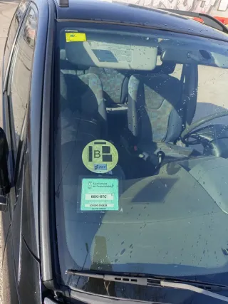 Mitsubishi Space Runner 2002