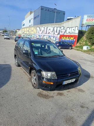 Mitsubishi Space Runner 2002
