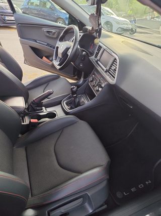 Seat León FR 2.0 TDI 150CV – Año 2016