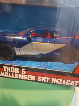 Thor & 2015 Dodge Challenger SRT Hellcat Jada