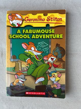Cat and Mouse in a Haunted House/A Famouse School
