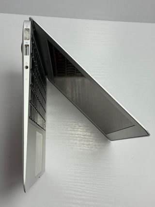 MacBook Air 2011 (A1370) i5 / 4GB / 128GB
