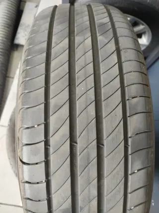 Neumáticos Michelin 215/65R17