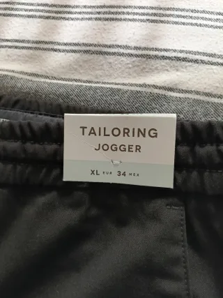 Pantalón jogger Lefties negro  Nuevo con etiqueta