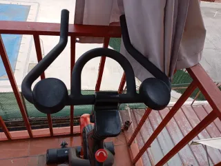 Bicicleta estática TENTABLE negra