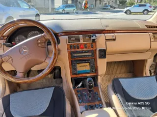 Mercedes-Benz Clase E 2000