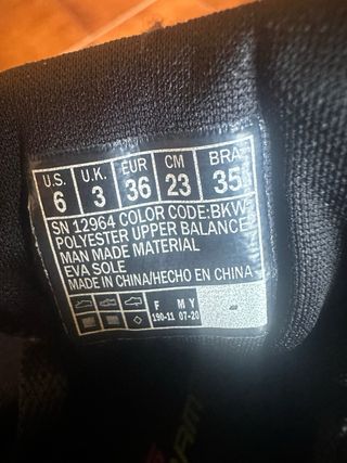 Scarpe Skechers nere, pulite pronte da  calzare