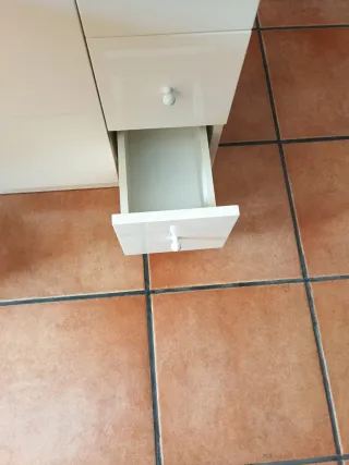 Mueble de baño de 70 con lavabo y encimera