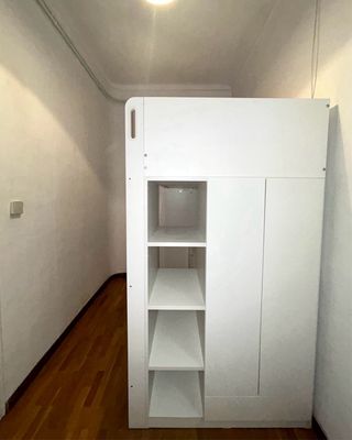 Litera Blanca Ikea con Escritorio y Armario