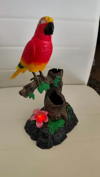 Loro Parlante Decorativo